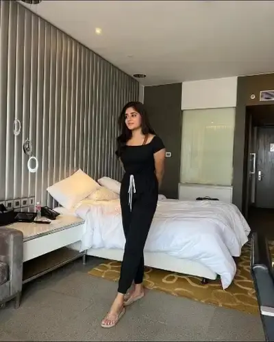 Call Girls Service in New Market
